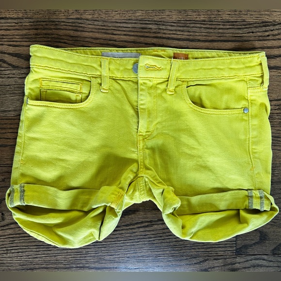 Anthropologie Pilcro Bright Yellow Denim Shorts, Size 27 - Picture 1 of 3